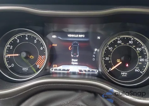 2014 Jeep Cherokee Trailhawk z USA, uszkodzony, nr VIN 1C4PJMBSXEW156973